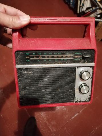 Teleton oude radio r1611