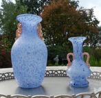 Italia Aparte Milano Vazen Blauw IJS GLAS en Oranje oortjes, Antiek en Kunst, Antiek | Glas en Kristal, Ophalen of Verzenden