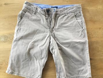 2 heren shorts, maat s beschikbaar voor biedingen