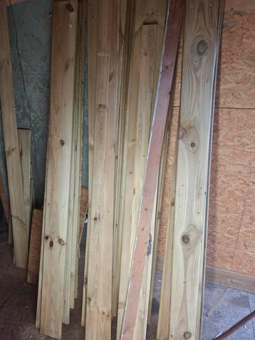 Gratis Hout! Afbraak Schuur - Stookhout beschikbaar voor biedingen
