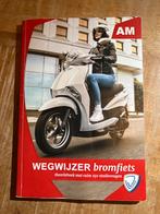 Wegwijzer Bromfiets - Theorieboek met vragen, Ophalen of Verzenden, Zo goed als nieuw