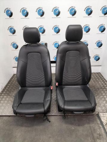 MERCEDES A CLASS W177 A160 Avantgarde  [COMPLETE_INTERIOR] 2 beschikbaar voor biedingen