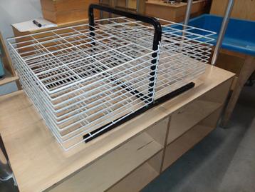 Heutink droogrek tafelmodel voor schilder- en plakwerkjes beschikbaar voor biedingen