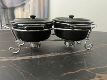 Dubbele Mini Cocotte Set met Warmhoudrek - nieuw beschikbaar voor biedingen