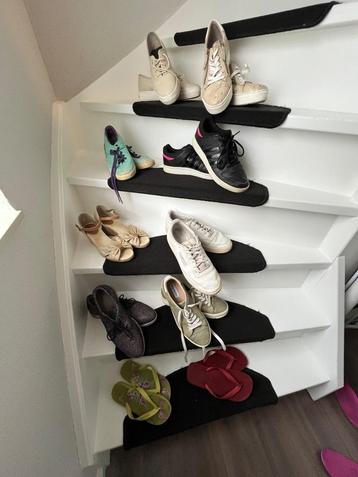 Schoenen maat 38-39 beschikbaar voor biedingen