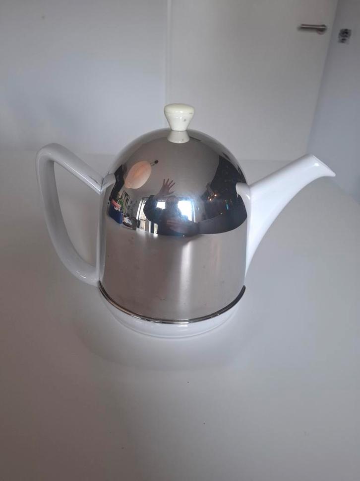 Bredemeijer cosy manto theepot wit zilver, Huis en Inrichting, Keuken | Potten en Pannen, Gebruikt, Overige materialen, Ophalen of Verzenden