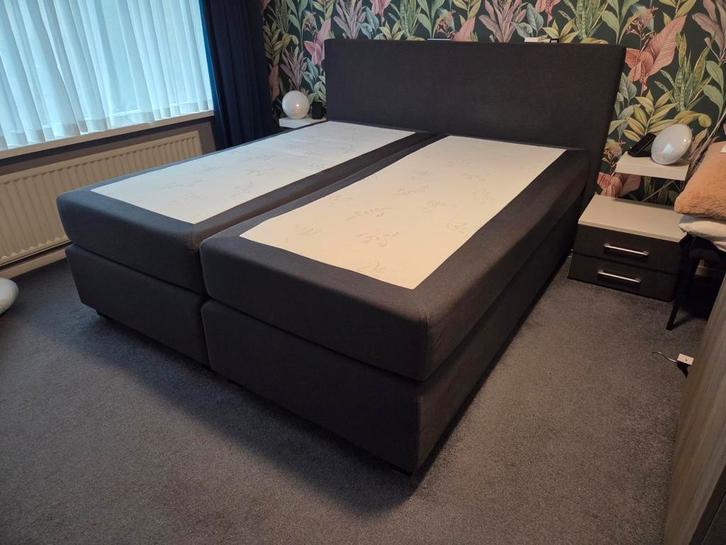 Swiss sense boxspring 180x200 antraciet, Huis en Inrichting, Slaapkamer | Boxsprings, Zo goed als nieuw, 180 cm, Tweepersoons