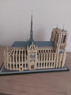 Lego 21061 Notre Dame, Ophalen of Verzenden, Zo goed als nieuw, Complete set, Lego
