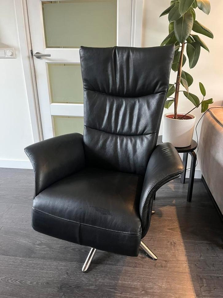 Hjort Knudsen Relaxfauteuil Zwart Leer M/L Elektrisch, Huis en Inrichting, Fauteuils, Zo goed als nieuw, Leer, Minder dan 50 cm