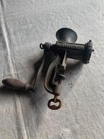 Antieke vleesmolen, Antiek en Kunst, Ophalen