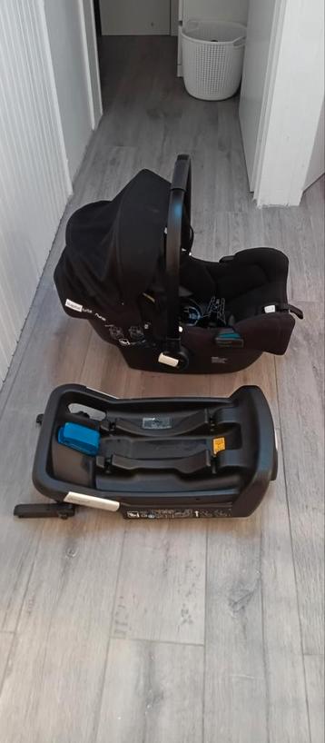 Nuna Turtle + Isofix Base  beschikbaar voor biedingen