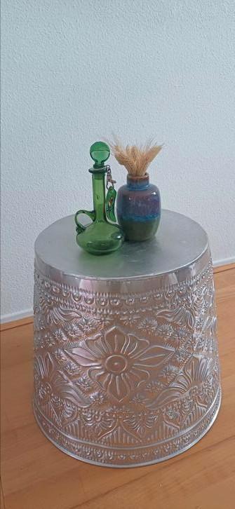 Aluminium lampenkap en aluminium box (2x)., Huis en Inrichting, Overige Huis en Inrichting, Zo goed als nieuw, Ophalen