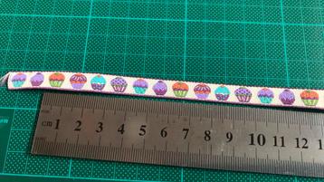 Cup cake bandje smal 5mm   (Ei) beschikbaar voor biedingen