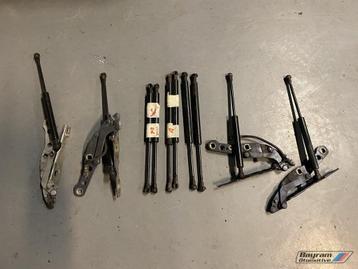Bmw E46 gasveren motorkap kofferklep scharnier sedan 3-serie beschikbaar voor biedingen