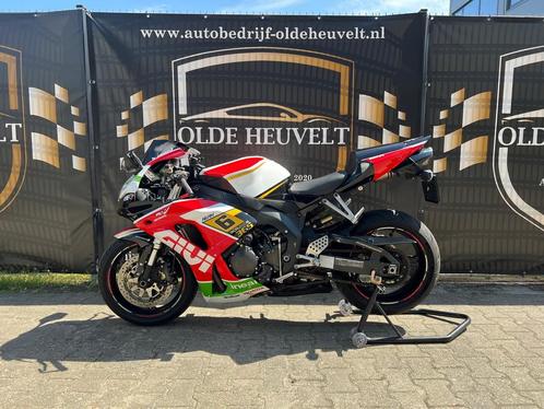 Honda CBR 1000RR Fireblade (quickshifter, unike uitvoering), Motoren, Motoren | Honda, Bedrijf, Sport, meer dan 35 kW