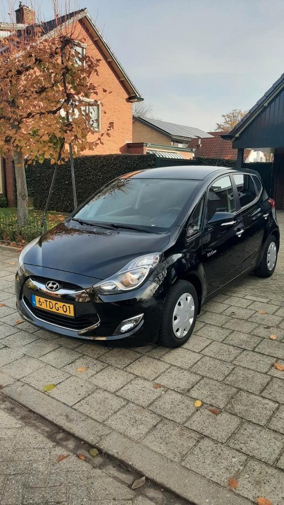 Hyundai iX20 1.4i Bleu 2014 Zwart, Auto's, Hyundai, iX20, Benzine, C, MPV, Handgeschakeld, Origineel Nederlands, Zwart, Voorwielaandrijving