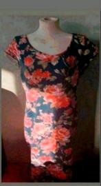 Mooi bloemen jurk, Kleding | Dames, Jurken, Ophalen of Verzenden, Zo goed als nieuw, Maat 42/44 (L), Knielengte