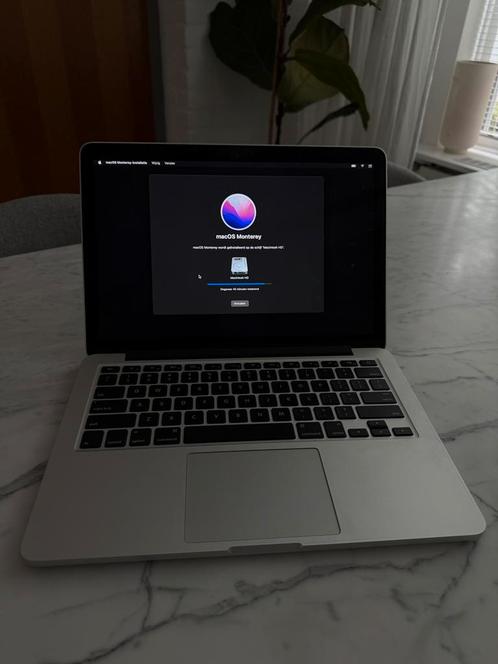MacBook Pro 13-inch 2015, Computers en Software, Apple Macbooks, Gebruikt, MacBook Pro, 13 inch, 2 tot 3 Ghz, 256 GB, 8 GB, Qwerty