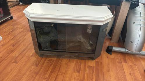 Te koop terrarium, Dieren en Toebehoren, Reptielen en Amfibieën | Toebehoren, Zo goed als nieuw, Ophalen of Verzenden