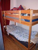 Stapel bed ikea inclusief 2 matrassen, Kinderen en Baby's, Kinderkamer | Stapelbedden en Hoogslapers, Ophalen, Zo goed als nieuw