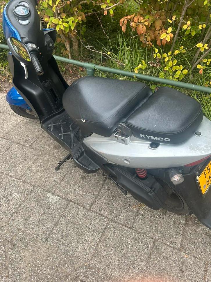 Kymco agillity 50cc, Fietsen en Brommers, Scooters | Kymco, Gebruikt, Agility, Maximaal 45 km/u, Benzine, Ophalen