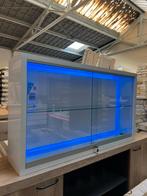 MOOI OPHANG KAST MET LED, Huis en Inrichting, Bureaus, Ophalen, Zo goed als nieuw