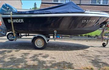 Invader 90pk speedboot beschikbaar voor biedingen