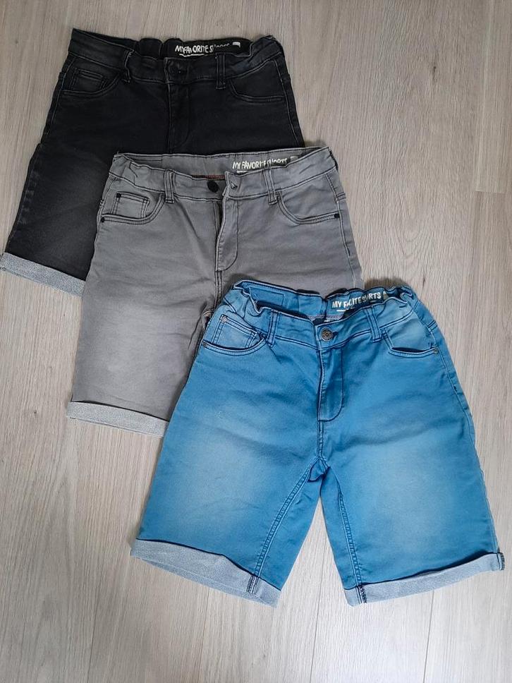 AvD 1271 NIEUW Hema korte spijkerbroek zwart 146/152, Kinderen en Baby's, Kinderkleding | Maat 146, Nieuw, Meisje, Broek, Ophalen of Verzenden