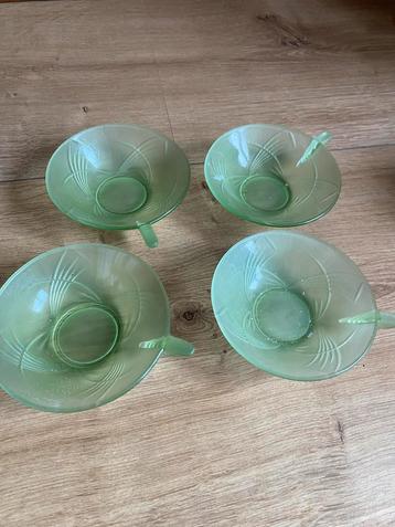 Glazen Kopjes Set beschikbaar voor biedingen