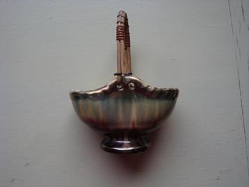 Antiek bonbonschaaltje / schaaltje met hengsel / bonbonniere beschikbaar voor biedingen
