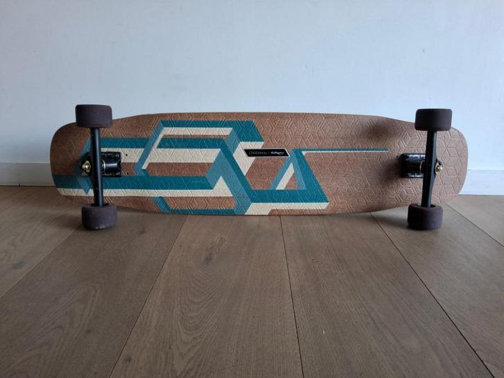 Longboard Loaded Basalt Tessaract, Sport en Fitness, Skateboarden, Gebruikt, Longboard, Ophalen