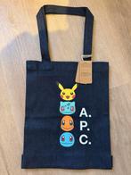 A.P.C. x Pokémon Shopper - Nieuw!, Sieraden, Tassen en Uiterlijk, Tassen | Damestassen, Ophalen of Verzenden, Nieuw, Blauw, Shopper
