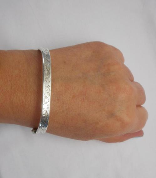 Zilveren vintage slavenarmband met scharnier nr.355, Sieraden, Tassen en Uiterlijk, Armbanden, Zo goed als nieuw, Zilver, Zilver