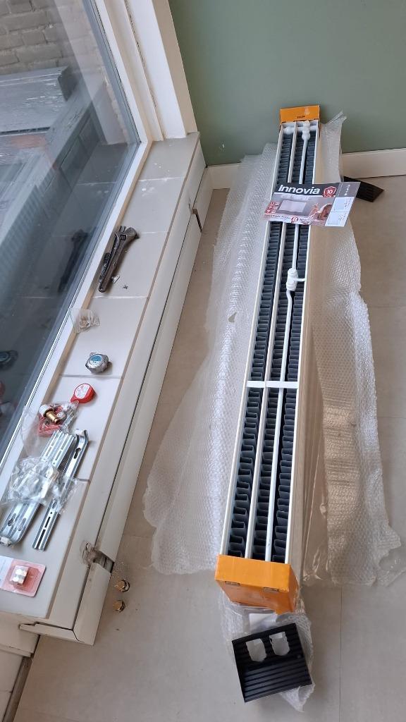 Radiator NIEUW 300x1800, Doe-het-zelf en Verbouw, Verwarming en Radiatoren, Nieuw, Radiator, 800 watt of meer, 30 tot 80 cm, 150 cm of meer