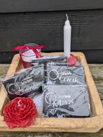 Doos vol sleutelhangers met naam., Ophalen of Verzenden, Nieuw