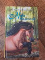 Nola, met hart en ziel - Christine Linneweever, Ophalen of Verzenden, Zo goed als nieuw