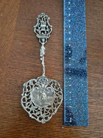 Oud Hollands Zilveren Fruitschep beschikbaar voor biedingen