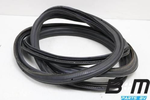 Achterkleprubber VW Golf 5 1K6827705C, Auto-onderdelen, Interieur en Bekleding, Gebruikt
