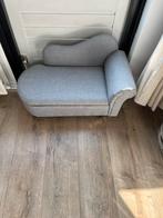 Leuk hondenbankje katten bankje opbergbankje, Gebruikt, Tweepersoons, 75 tot 100 cm, Ophalen of Verzenden