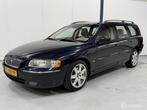 Volvo V70 2.5T AWD Summum AUTOMAAT / LEER / XENON, Automaat, Blauw, 1598 kg, 2521 cc