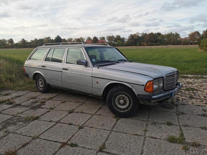 Mercedes W123 300 turbodiesel, Auto's, Oldtimers, Particulier, Ophalen