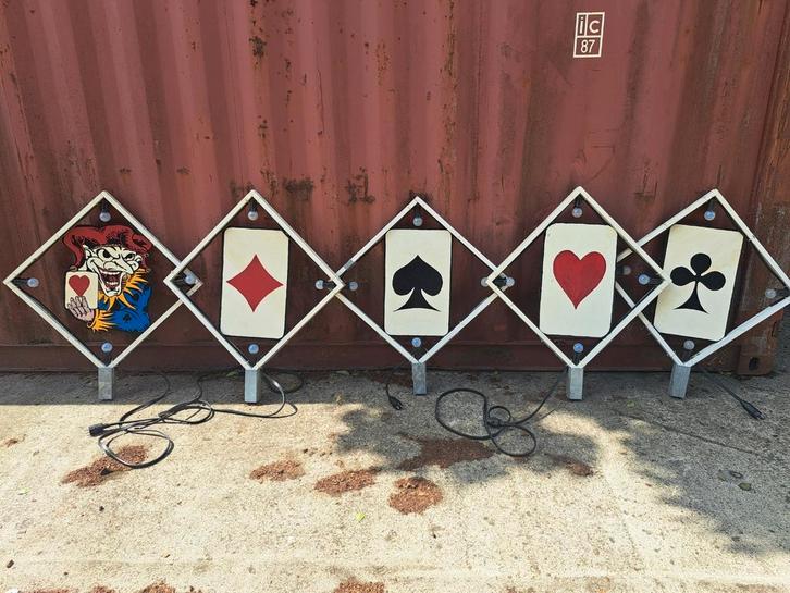 Feestpalen verhuur, Hobby en Vrije tijd, Feestartikelen | Verhuur, Zo goed als nieuw, Ophalen