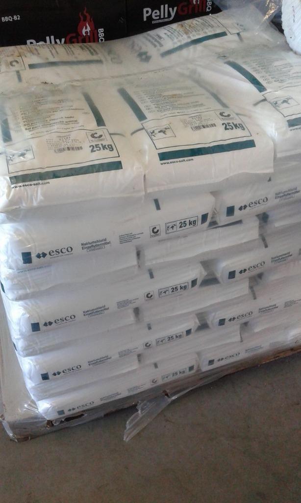 Strooizout zout strooier strooiwagen graszaad, Tuin en Terras, Zand, Nieuw, Overige typen, Ophalen