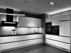 witte greeploze keuken showroomkoopje !!, Ophalen, Wit, Nieuw, Dubbelwandige keuken