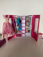 Barbie Kledingkast met Accessoires, Ophalen of Verzenden, Gebruikt, Barbie