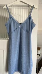 Kort lichtblauw jurkje met stretch en kant van H&M maat L, Nieuw, Blauw, Maat 42/44 (L), H&M