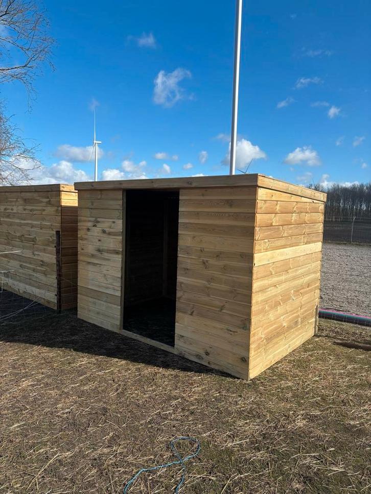 NIEUW SCHUILSTAL, Dieren en Toebehoren, Stalling en Weidegang, Stalling