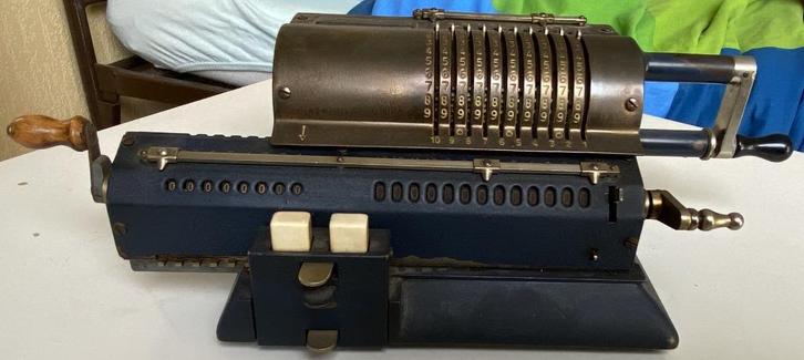 Rekenmachine - Odhner Göteborg Sverige - Antiek, Antiek en Kunst, Antiek | Kantoor en Zakelijk, Ophalen of Verzenden