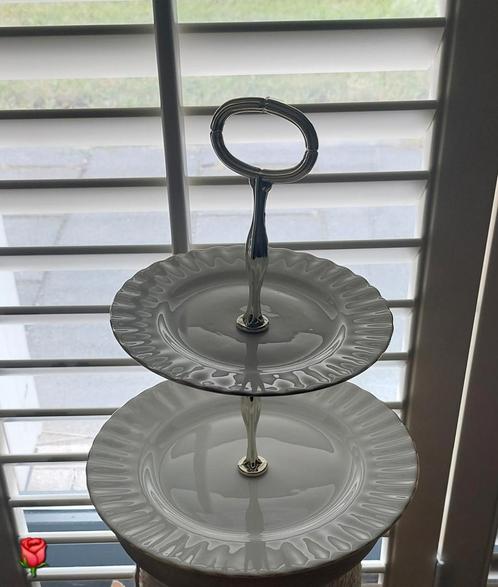 Royal Albert Val D'or etagère, Huis en Inrichting, Woonaccessoires | Etagères, Zo goed als nieuw, Ophalen of Verzenden