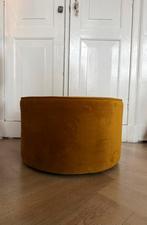 Woood oker poef, Ophalen, Zo goed als nieuw, Stof, 50 tot 75 cm